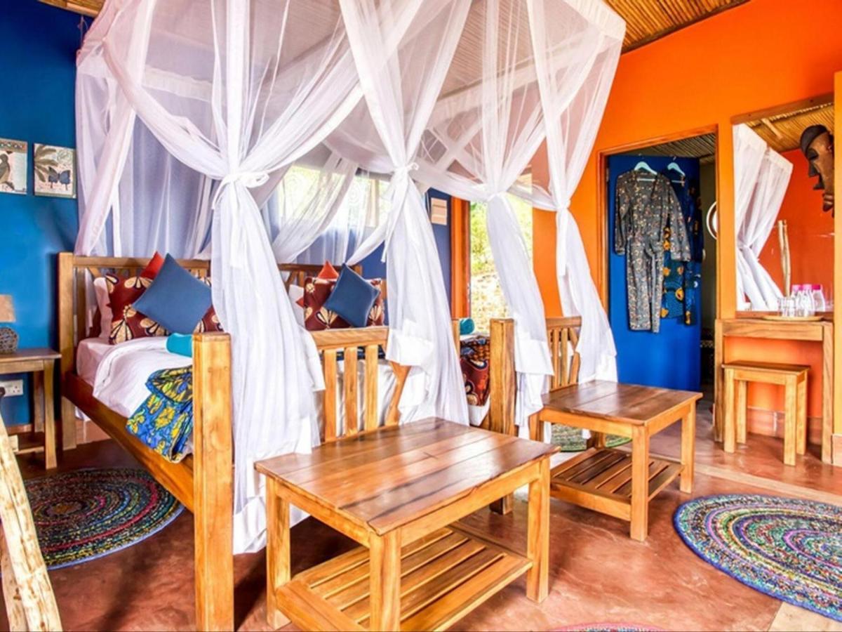 Chameleon Hill Forest Lodge Bwindi Bagian luar foto