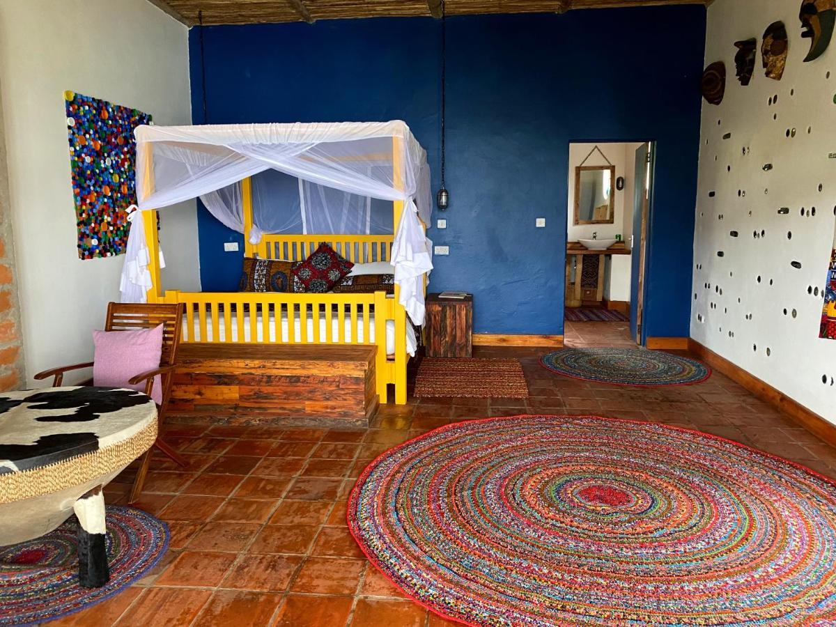 Chameleon Hill Forest Lodge Bwindi Bagian luar foto