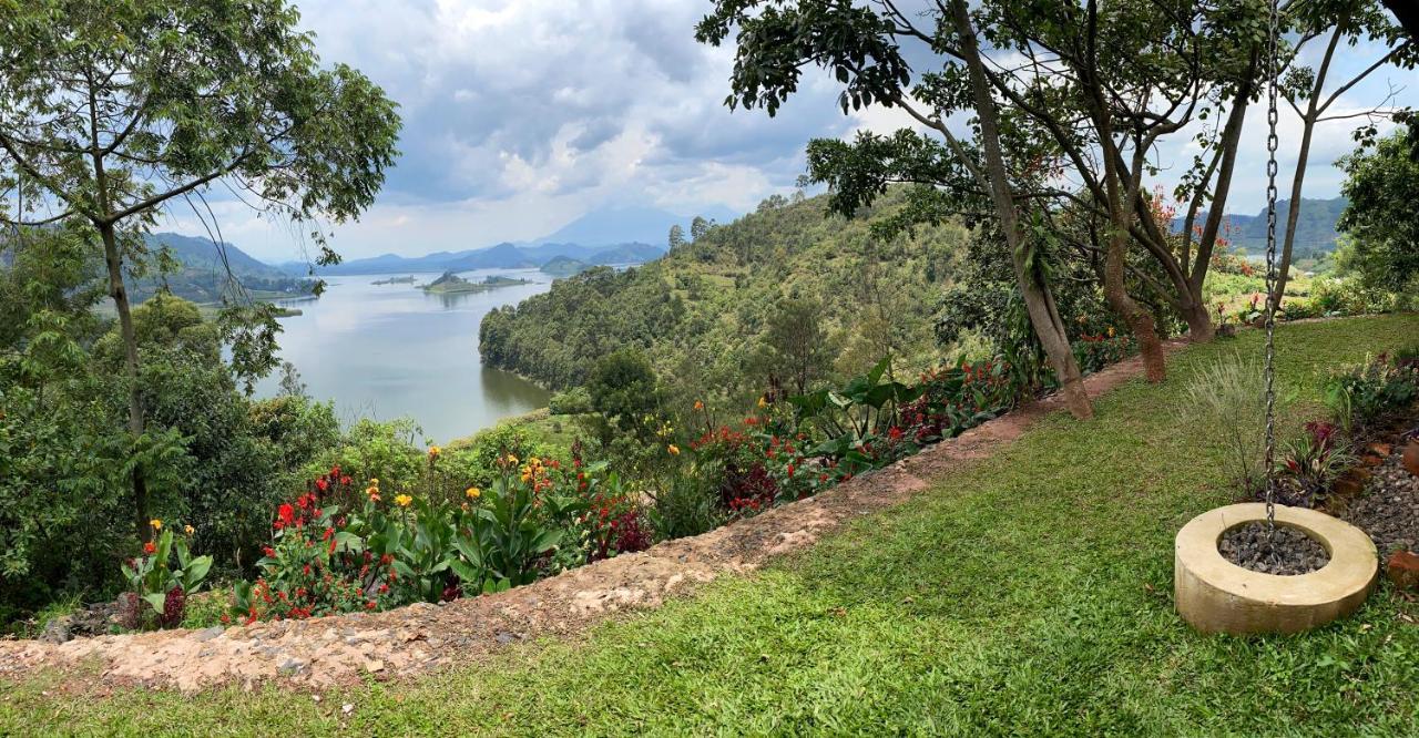 Chameleon Hill Forest Lodge Bwindi Bagian luar foto